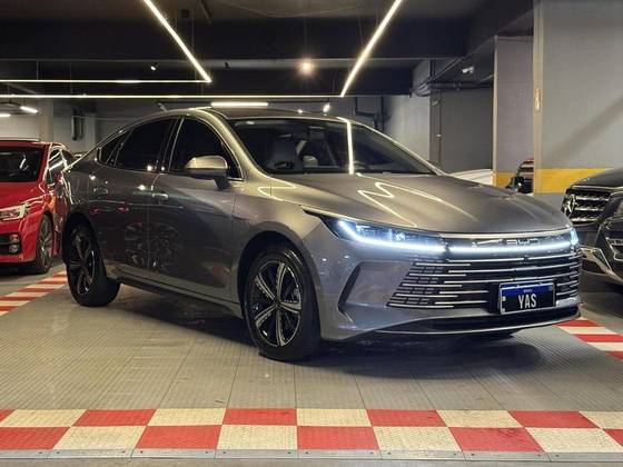 BYD KING 1.5 DM-I PHEV GS AUTOMÁTICO BYD KING 1.5 DM-I PHEV GS AUTOMÁTICO